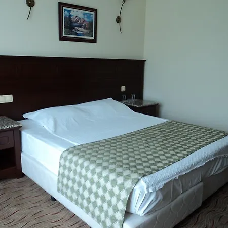 Hotel Egehan 3*